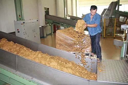 煙草加工異味廢氣危害大，快速除臭就用Dejing的凈除臭劑！.jpg